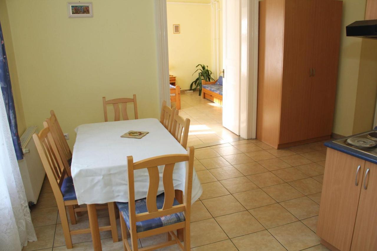Afrodite Apartmanok Eğri Dış mekan fotoğraf